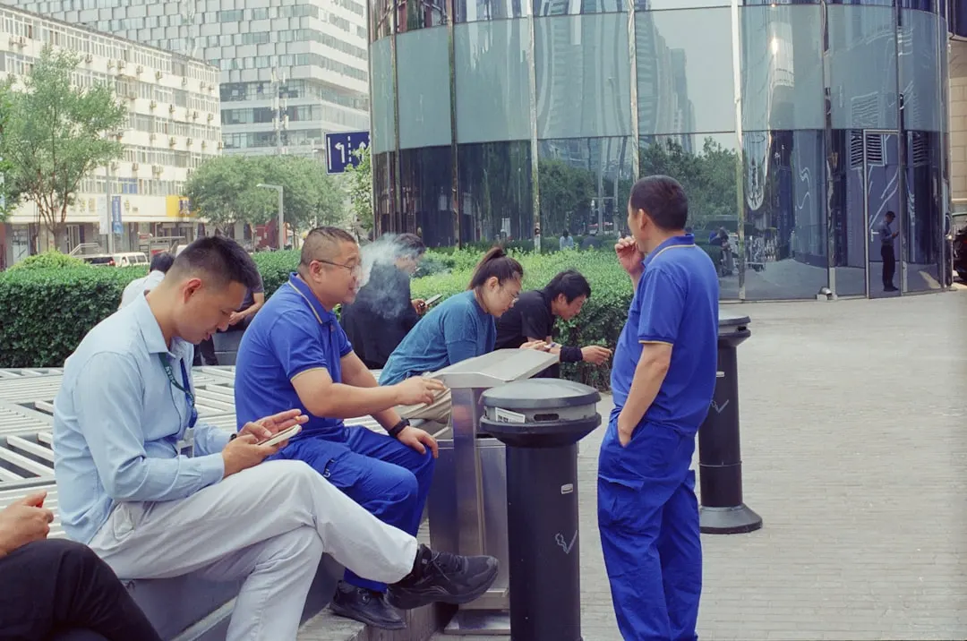 企业管理咨询在组织变革中的关键角色与实践路径分析